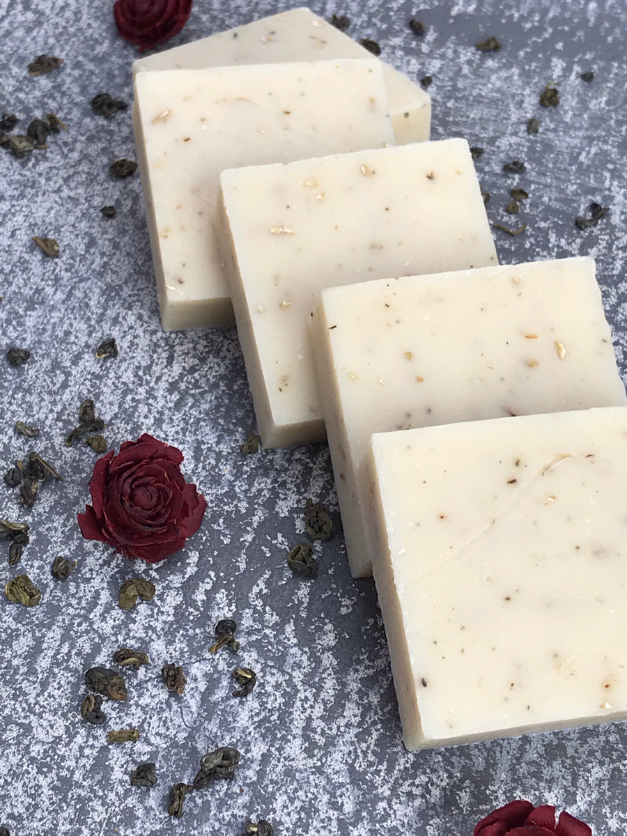 THE GARDEN SOAP - Jewelweed & Goats Milk