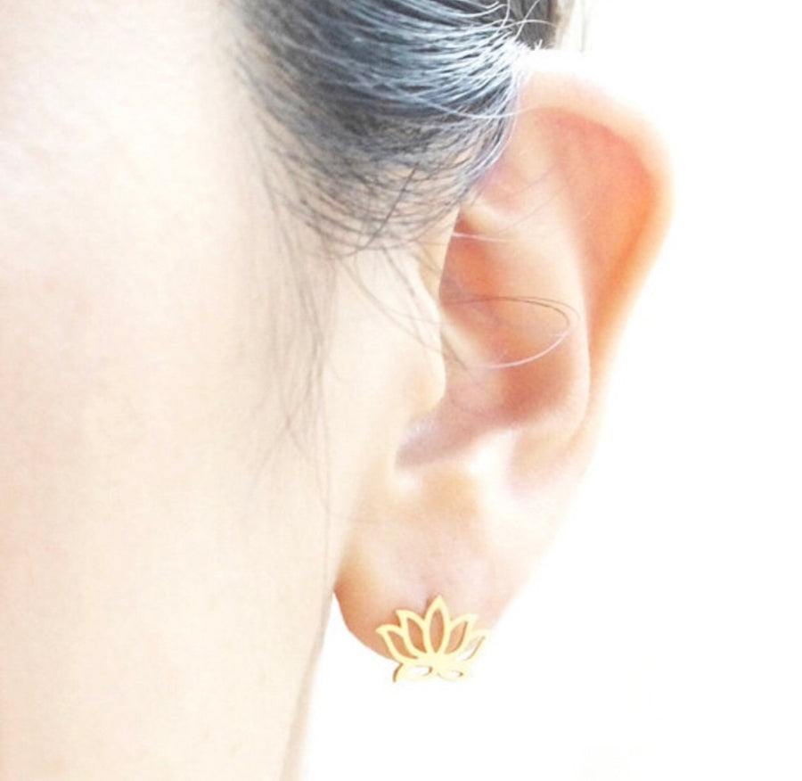 TAMARA - Dainty Golden Lotus Earrings